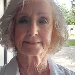 Meet your Posher, Carol